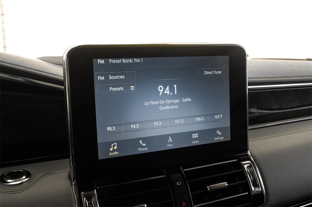 Used 2019 Lincoln Navigator Reserve image 36