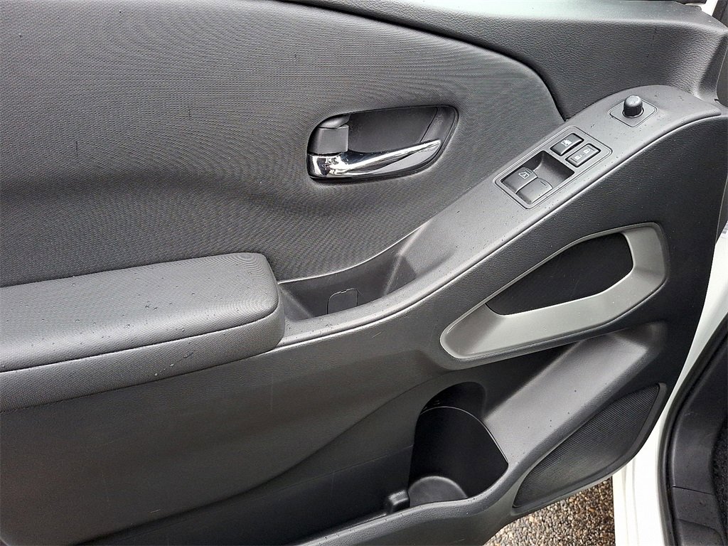 Used 2024 Nissan Frontier SV w/ Technology Package image 13