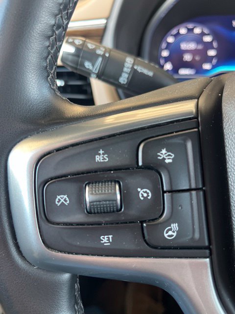 Used 2023 Chevrolet Suburban Premier AWD/4WD image 23