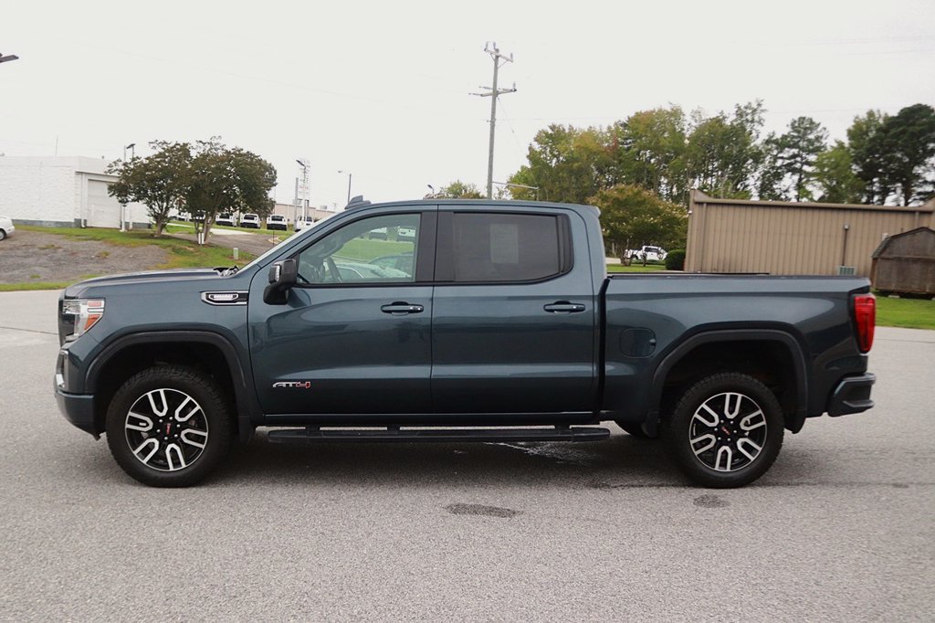 Used 2020 GMC Sierra 1500 AT4 w/ AT4 Premium Package AWD/4WD image 4