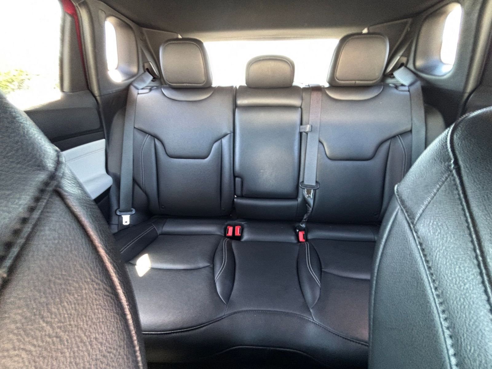 Used 2025 Jeep Compass Limited AWD/4WD image 40