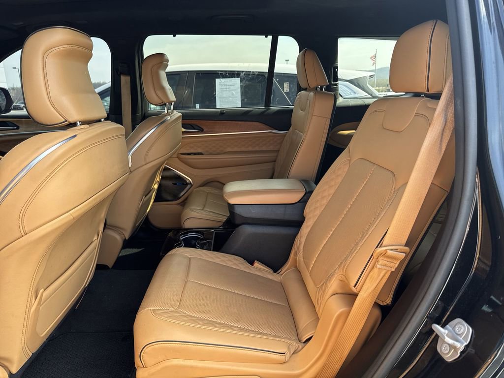 Used 2021 Jeep Grand Cherokee L Summit AWD/4WD image 23
