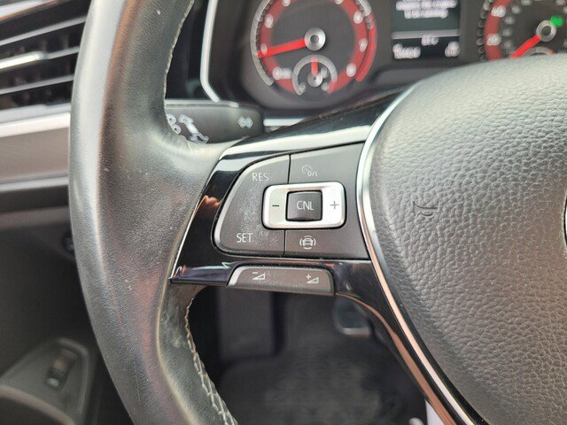 Used 2019 Volkswagen Jetta R-Line image 28