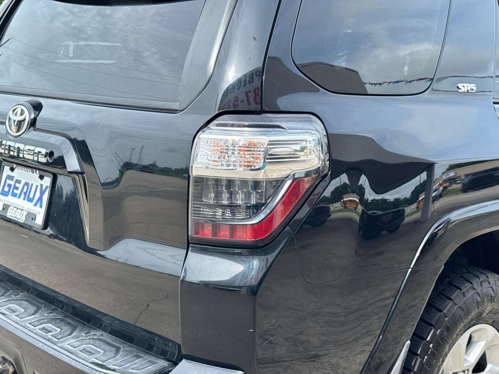 Used 2016 Toyota 4Runner SR5 RWD image 14