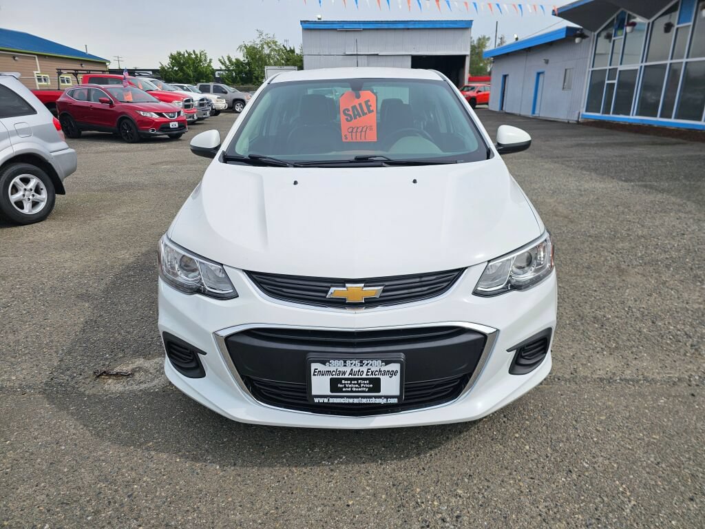 Used 2019 Chevrolet Sonic Premier FWD image 2