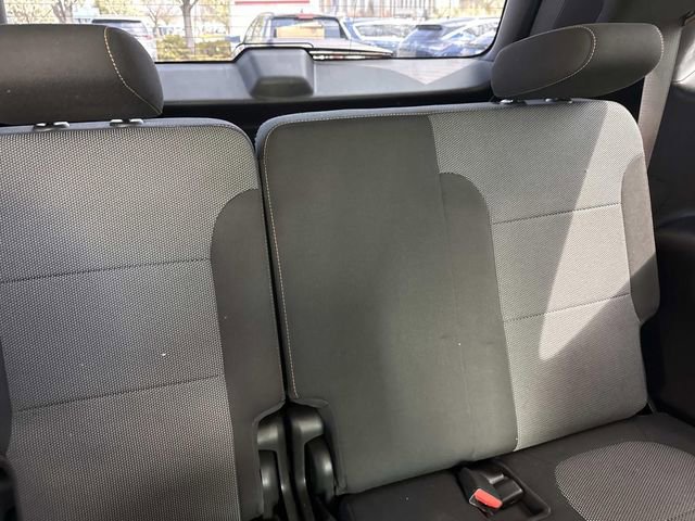 Certified 2021 Chevrolet Traverse LT FWD image 13