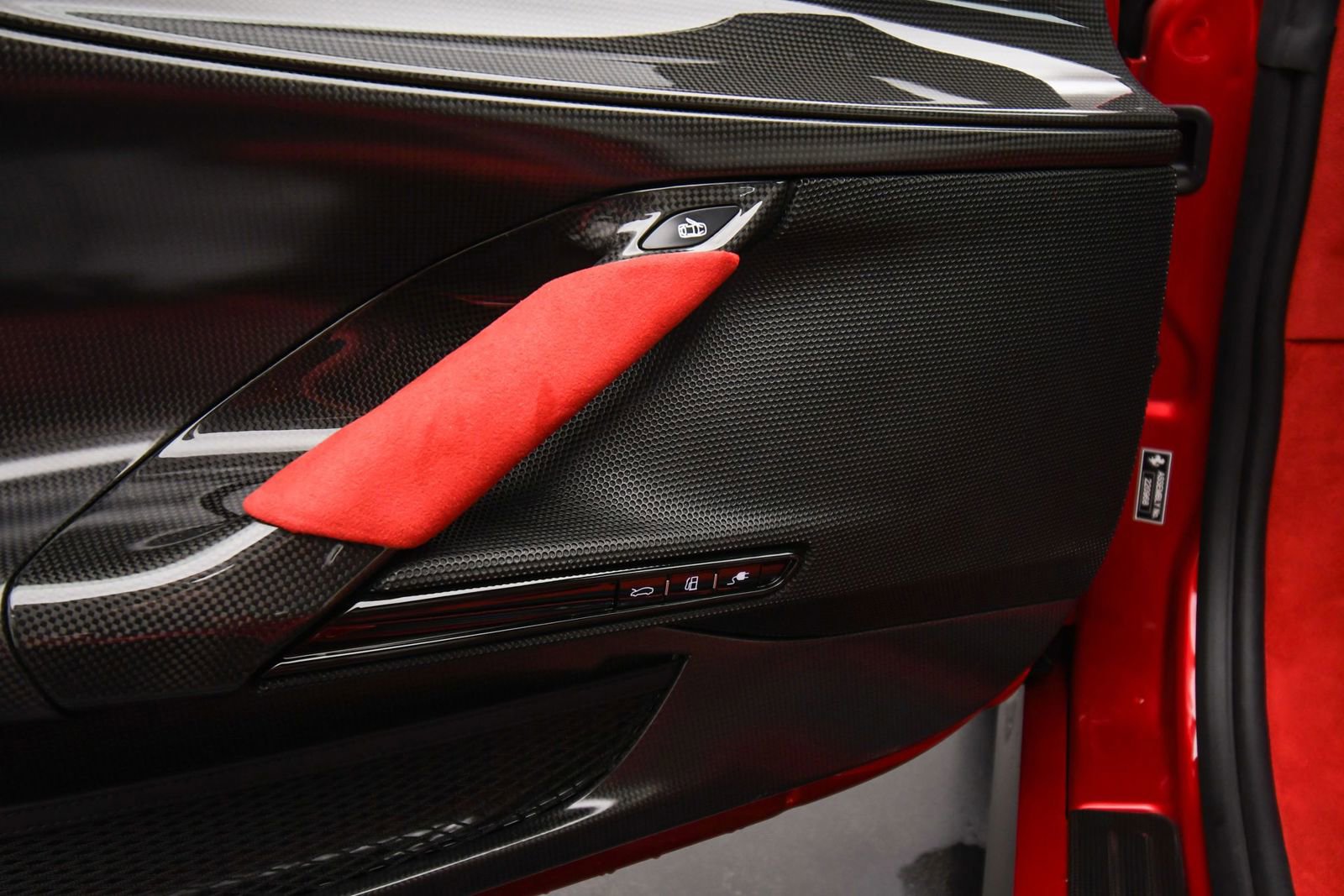 Used 2023 Ferrari SF90 Stradale image 53