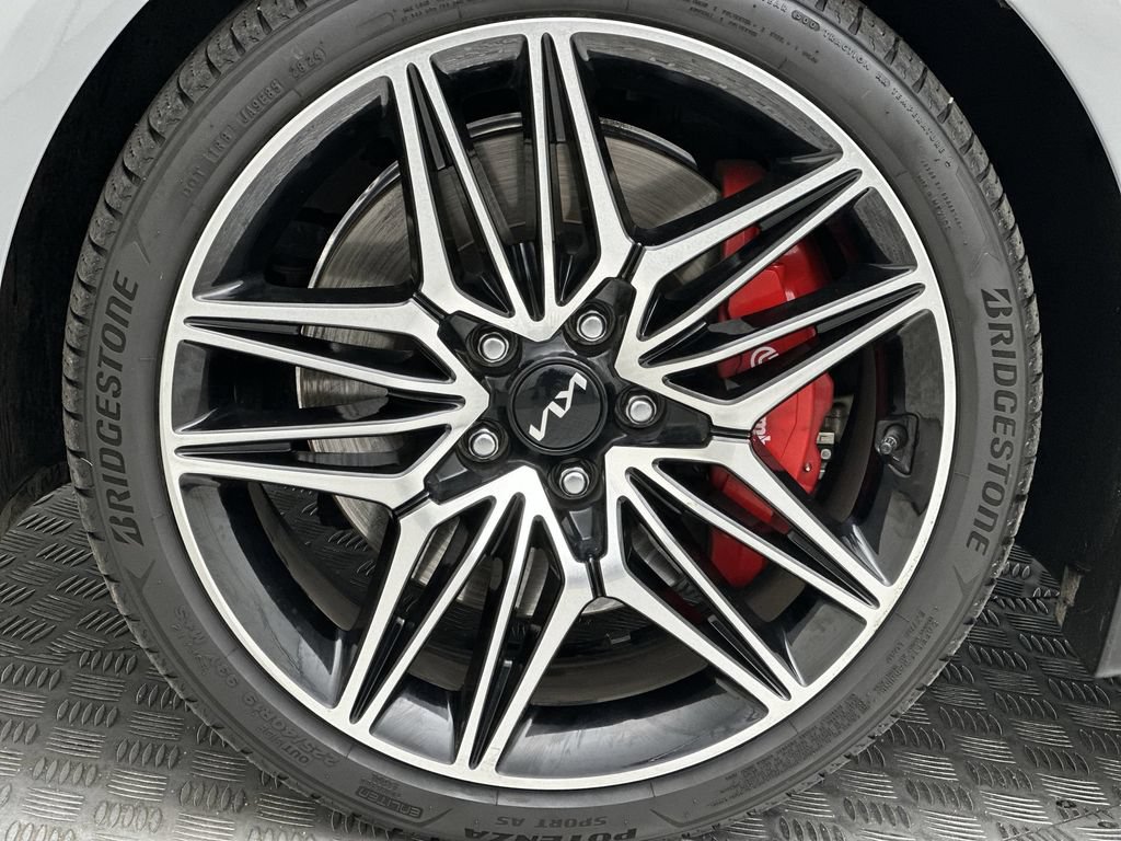 Used 2023 Kia Stinger GT2 AWD/4WD image 10