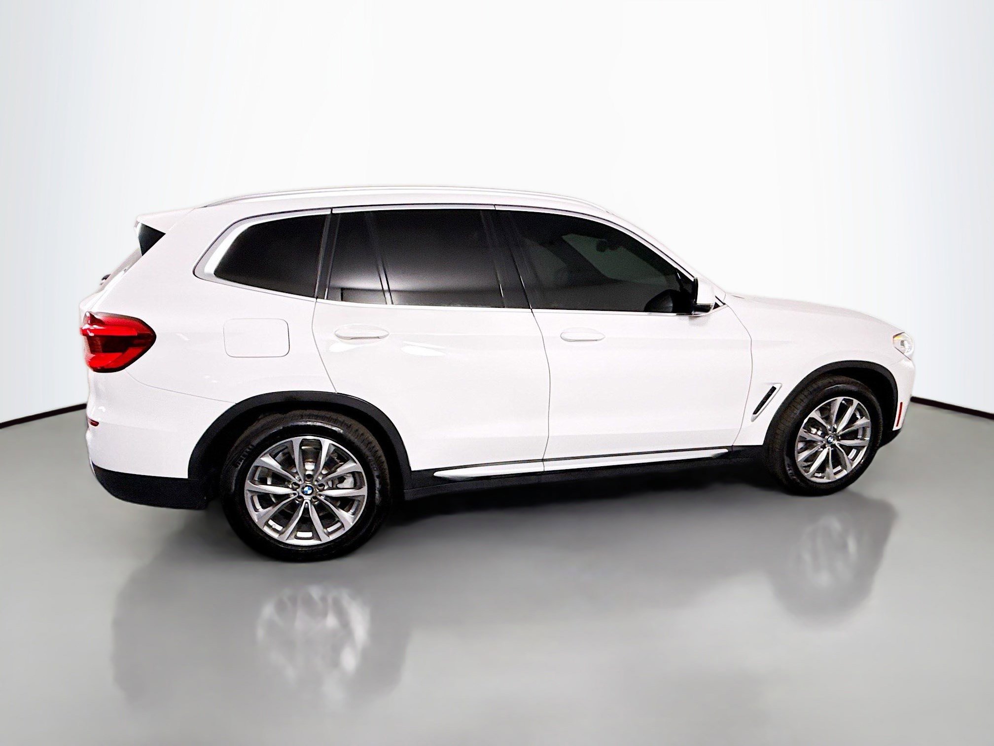Used 2019 BMW X3 sDrive30i w/ Convenience Package image 11