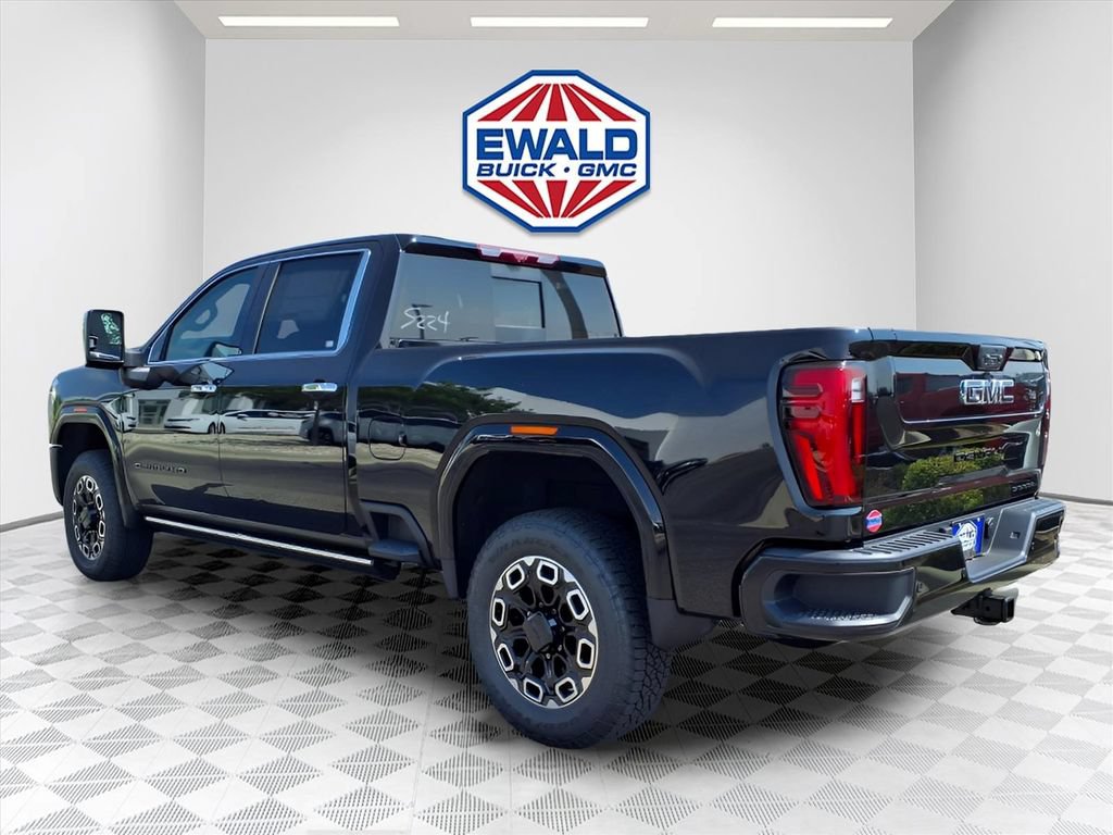 New 2026 GMC Sierra 2500 Denali Ultimate w/ LPO, Black Badging Package AWD/4WD image 3