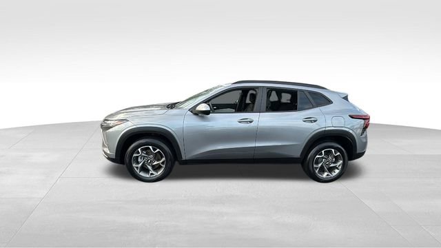 Used 2024 Chevrolet Trax LT image 4