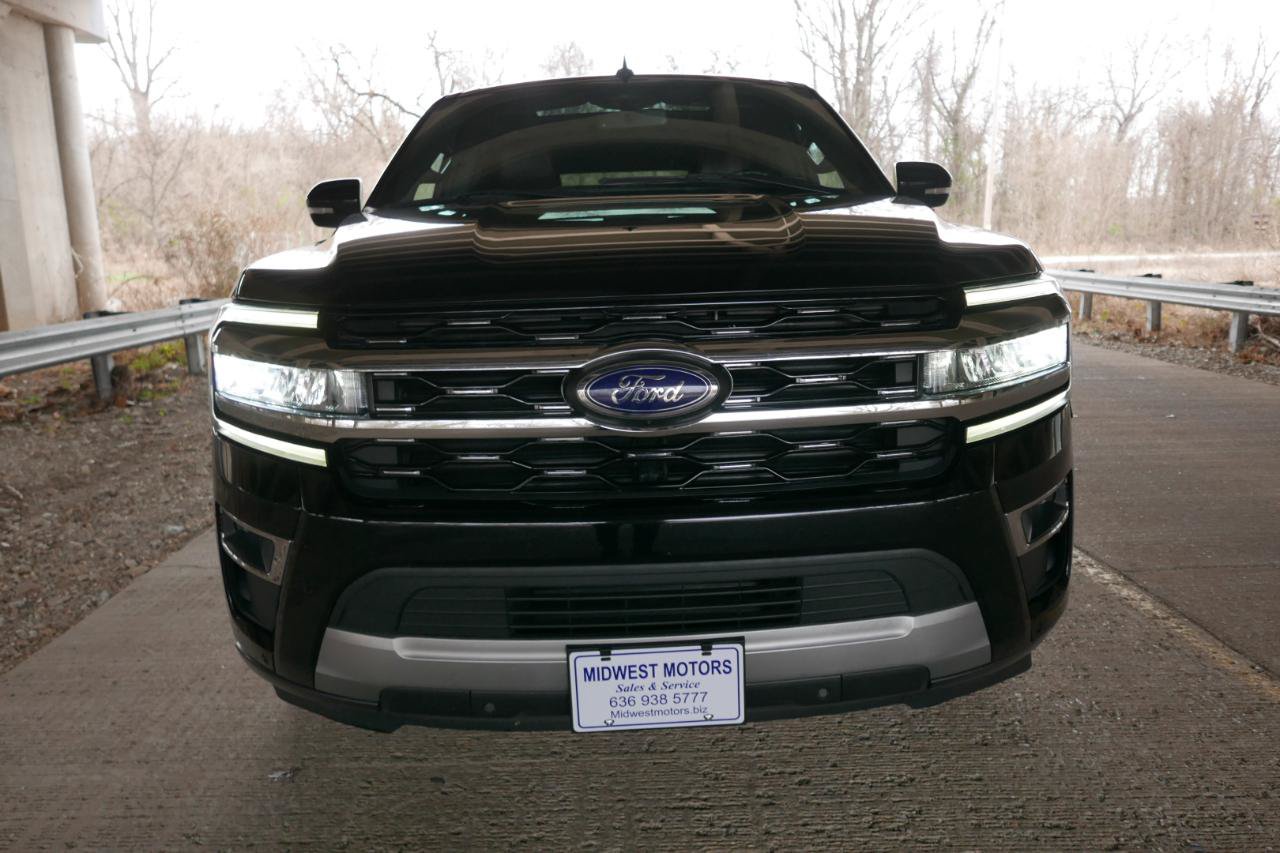 Used 2024 Ford Expedition Max Limited AWD/4WD image 35