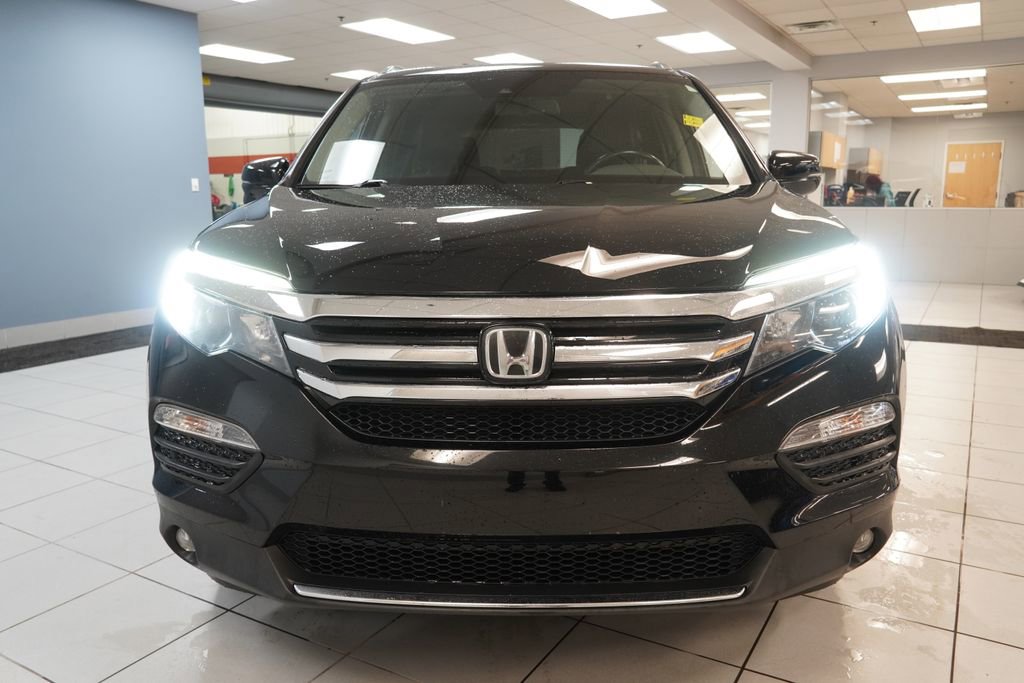 Used 2017 Honda Pilot Touring image 17