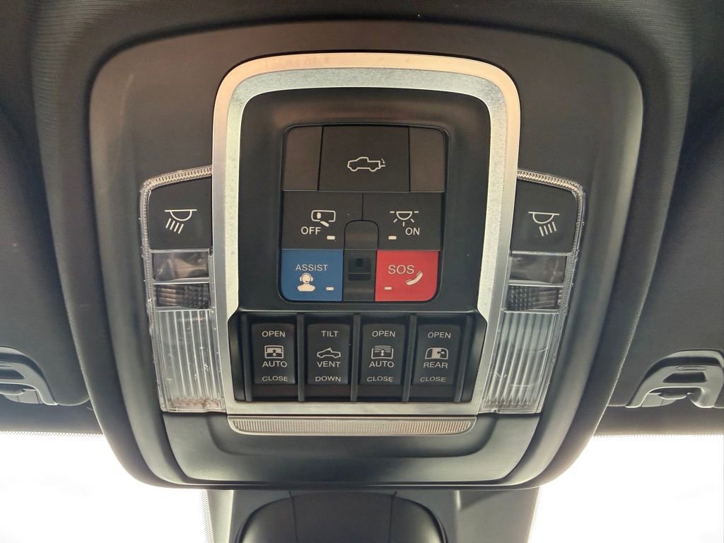 Used 2022 RAM 1500 Limited AWD/4WD image 34