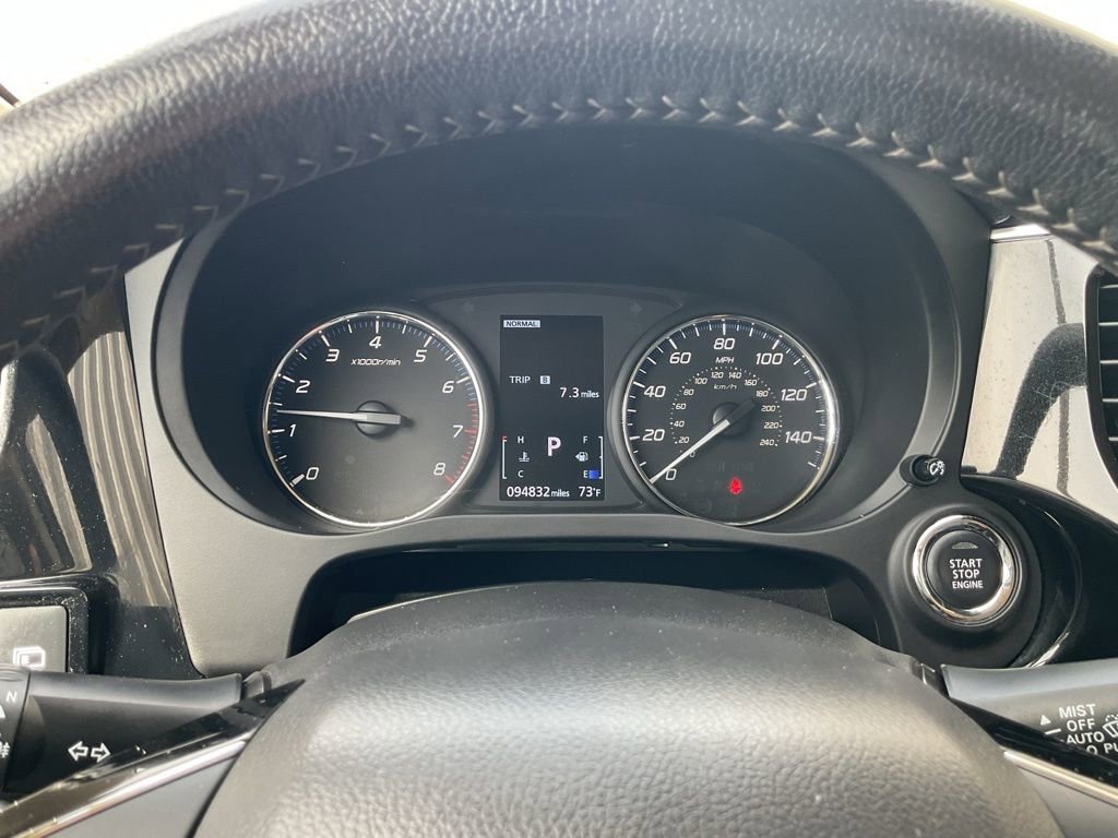 Used 2020 Mitsubishi Outlander SEL image 12