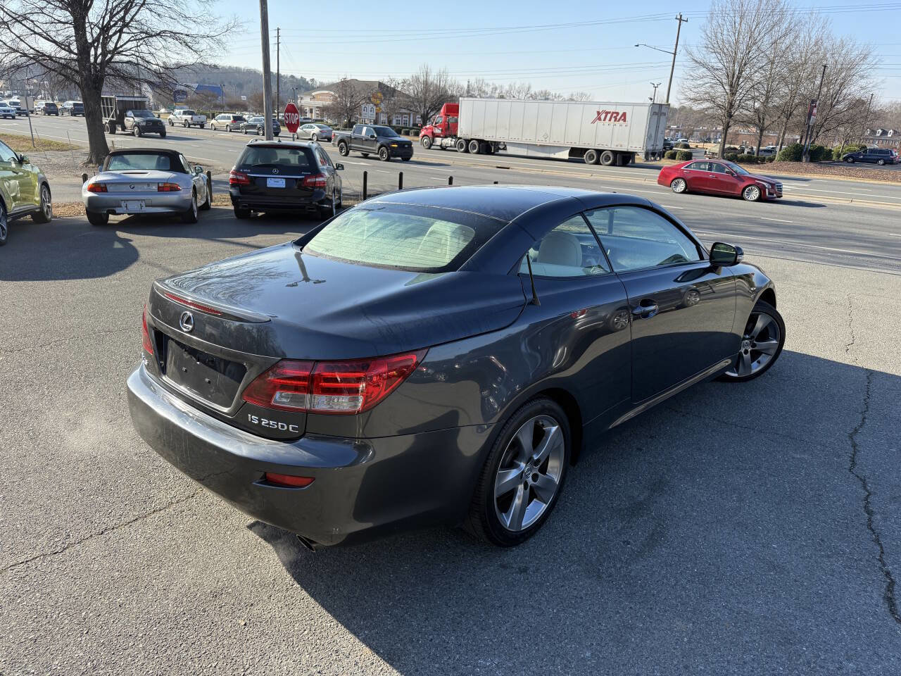 Used 2010 Lexus IS 250C image 6