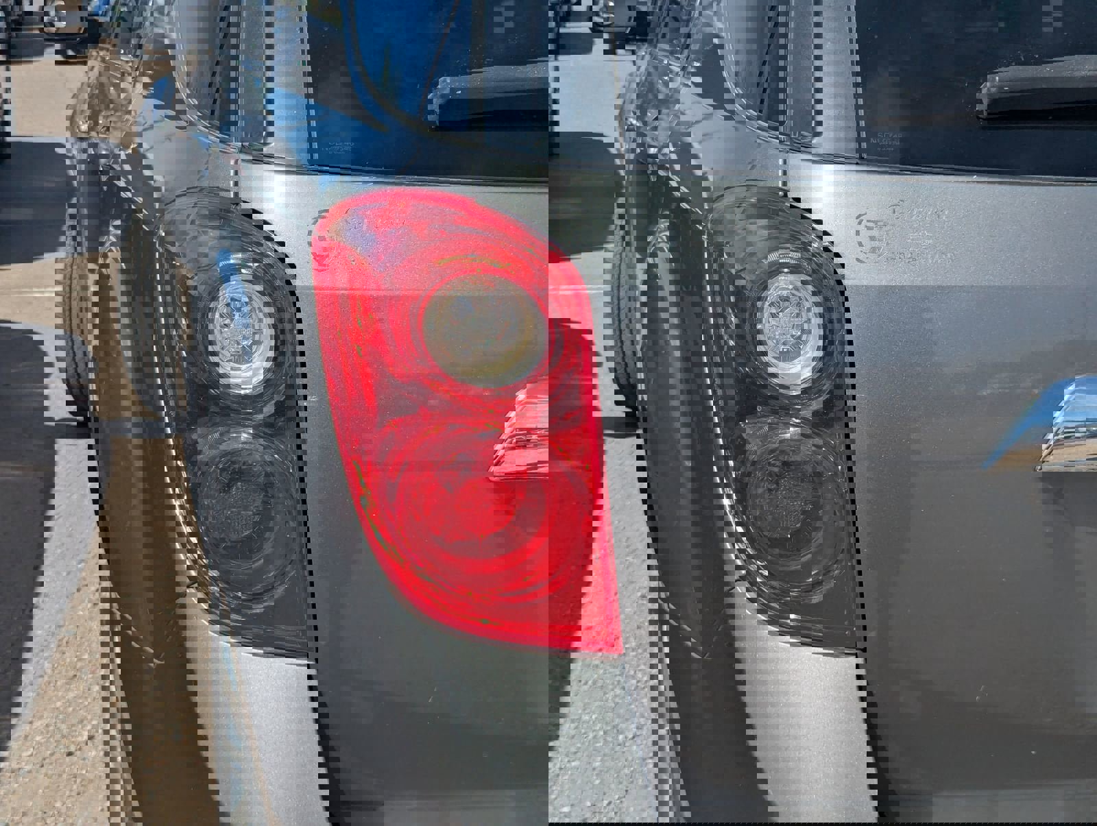 Used 2010 Chevrolet Equinox LT image 8