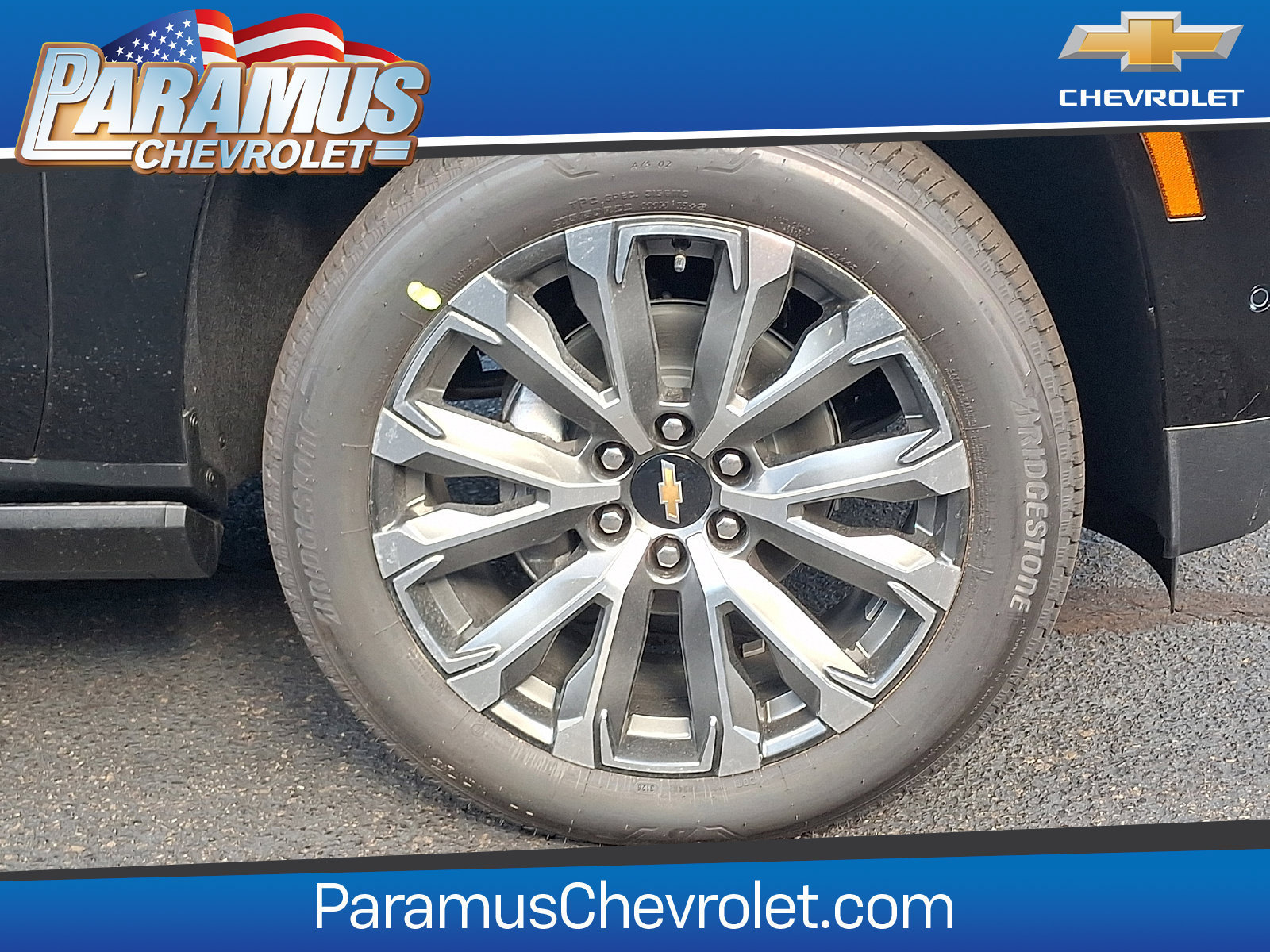 New 2026 Chevrolet Suburban High Country AWD/4WD image 5