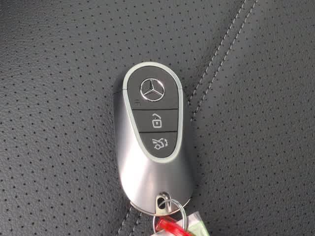 Certified 2026 Mercedes-Benz GLC 300 4MATIC image 36