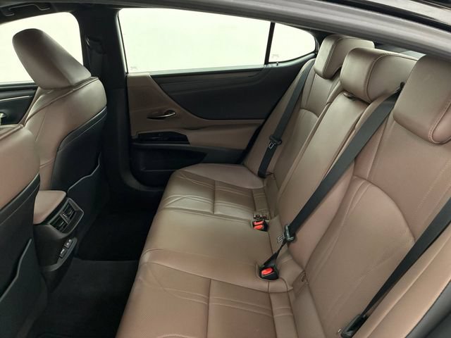 Used 2023 Lexus ES 350 w/ Protection Package (P2) FWD image 18