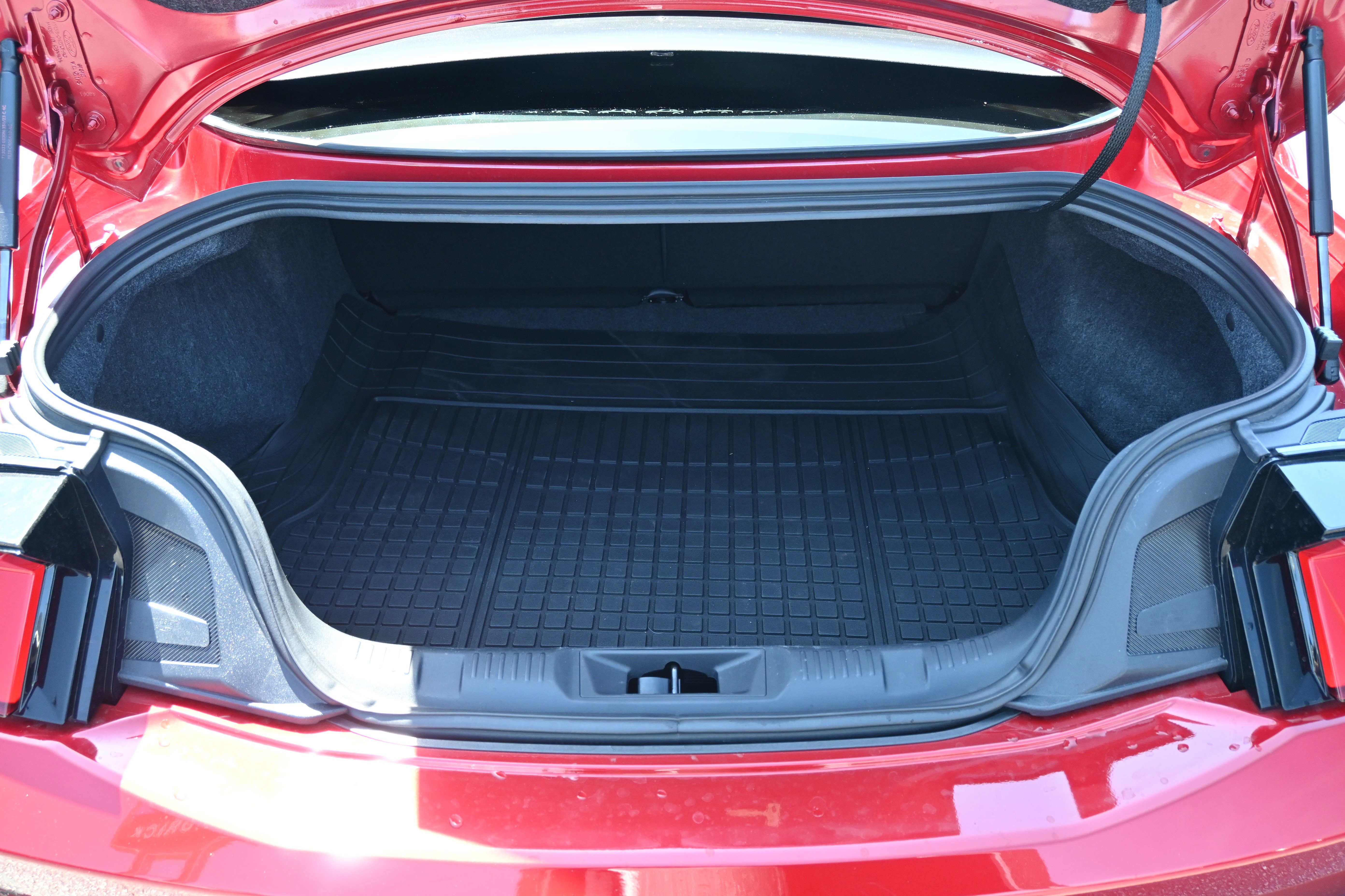 Used 2024 Ford Mustang GT Premium RWD image 33