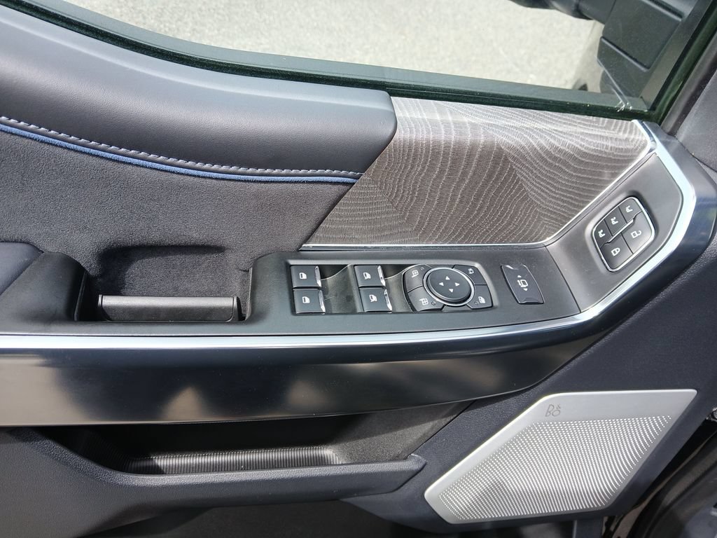 Used 2025 Ford F350 Platinum AWD/4WD image 24