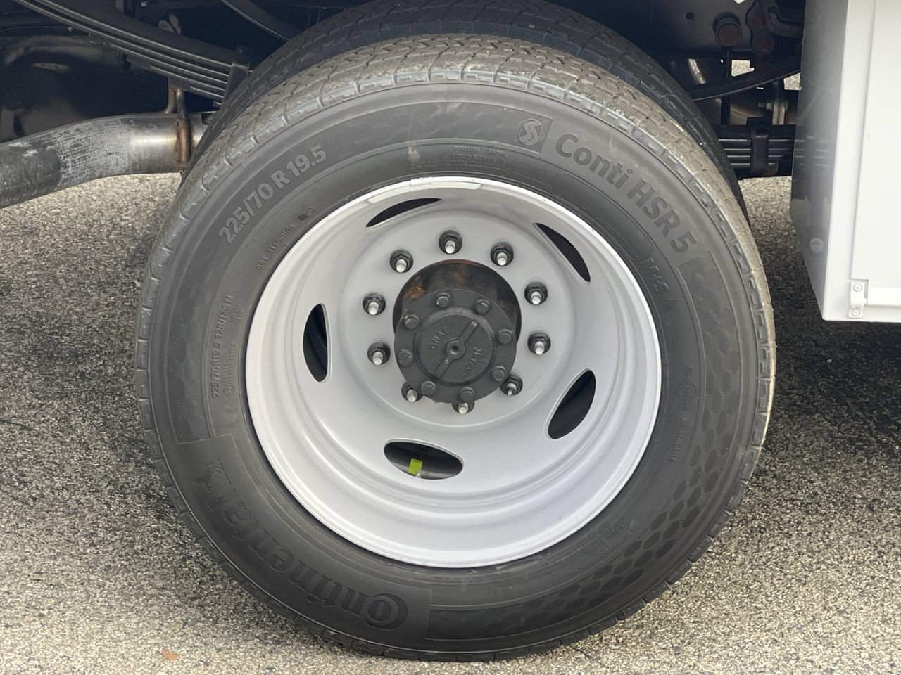 New 2026 Ford F450 XL w/ XL Chrome Package RWD image 9
