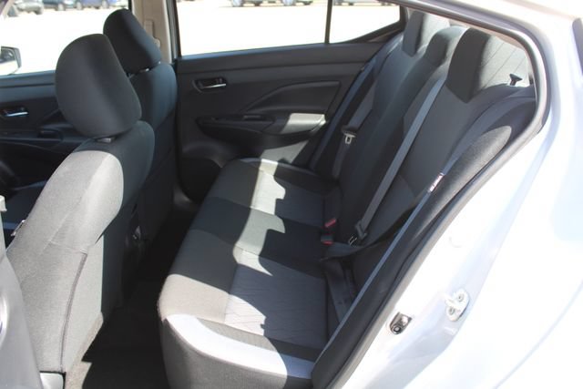 Used 2024 Nissan Versa SV FWD image 31