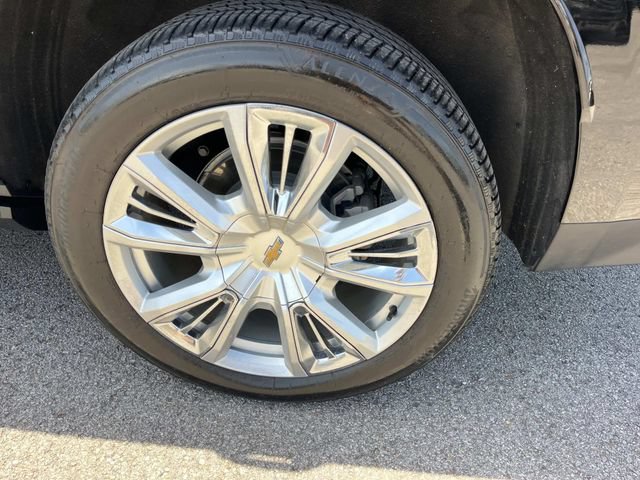 Used 2024 Chevrolet Tahoe High Country w/ Advanced Technology Package AWD/4WD image 11