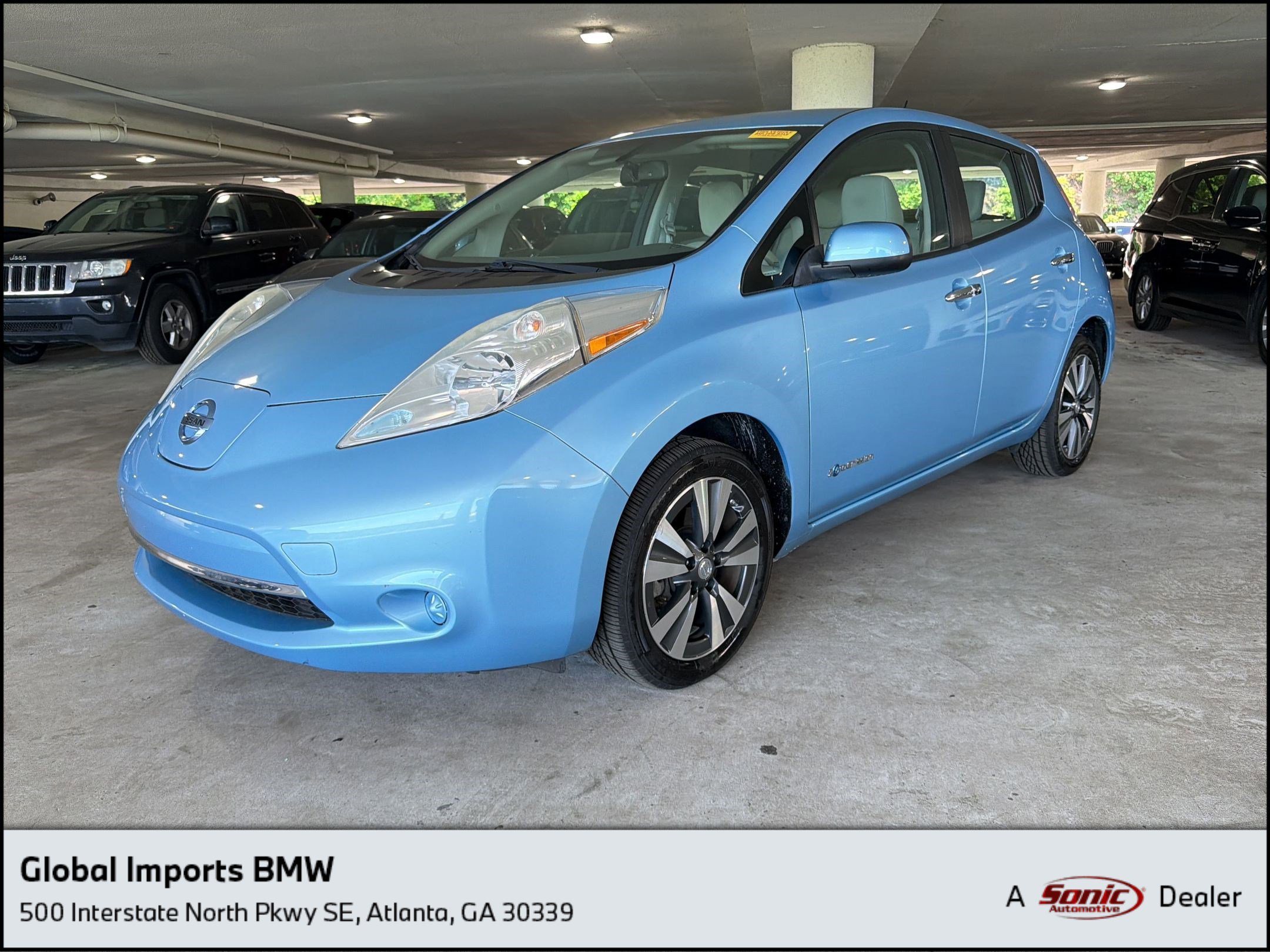 Used 2015 Nissan Leaf SV image 1