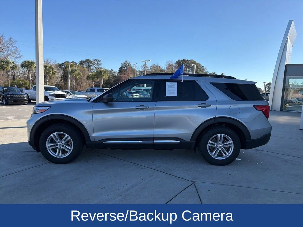 Used 2023 Ford Explorer XLT w/ Equipment Group 202A image 6