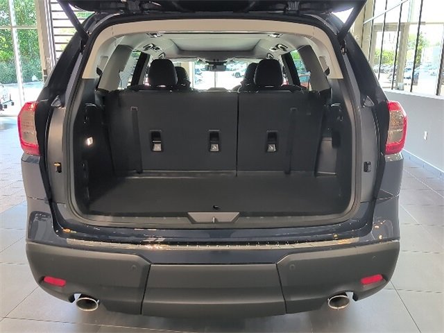 New 2025 Subaru Ascent Bronze Edition image 8
