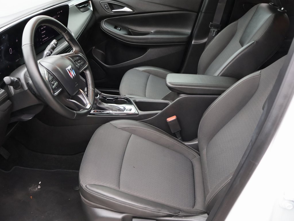 Used 2025 Buick Encore GX Preferred image 37