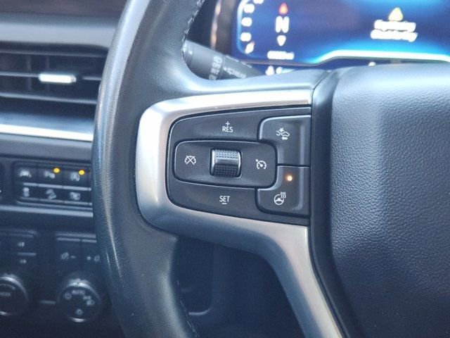 Used 2023 Chevrolet Suburban Z71 w/ Luxury Package image 28