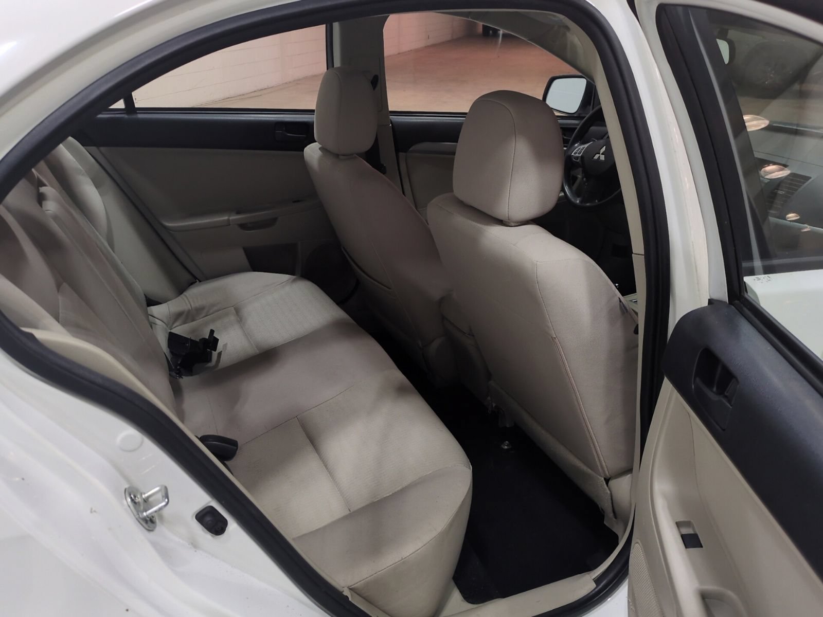 Used 2012 Mitsubishi Lancer ES FWD image 11