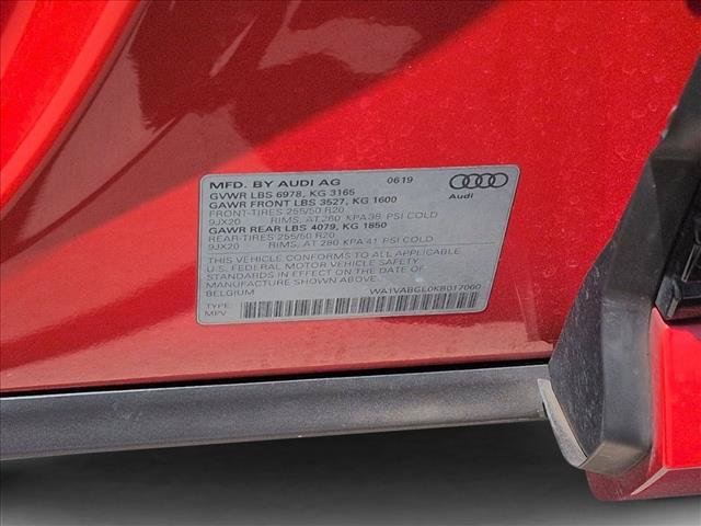 Used 2019 Audi e-tron Prestige w/ Prestige Package AWD/4WD image 24