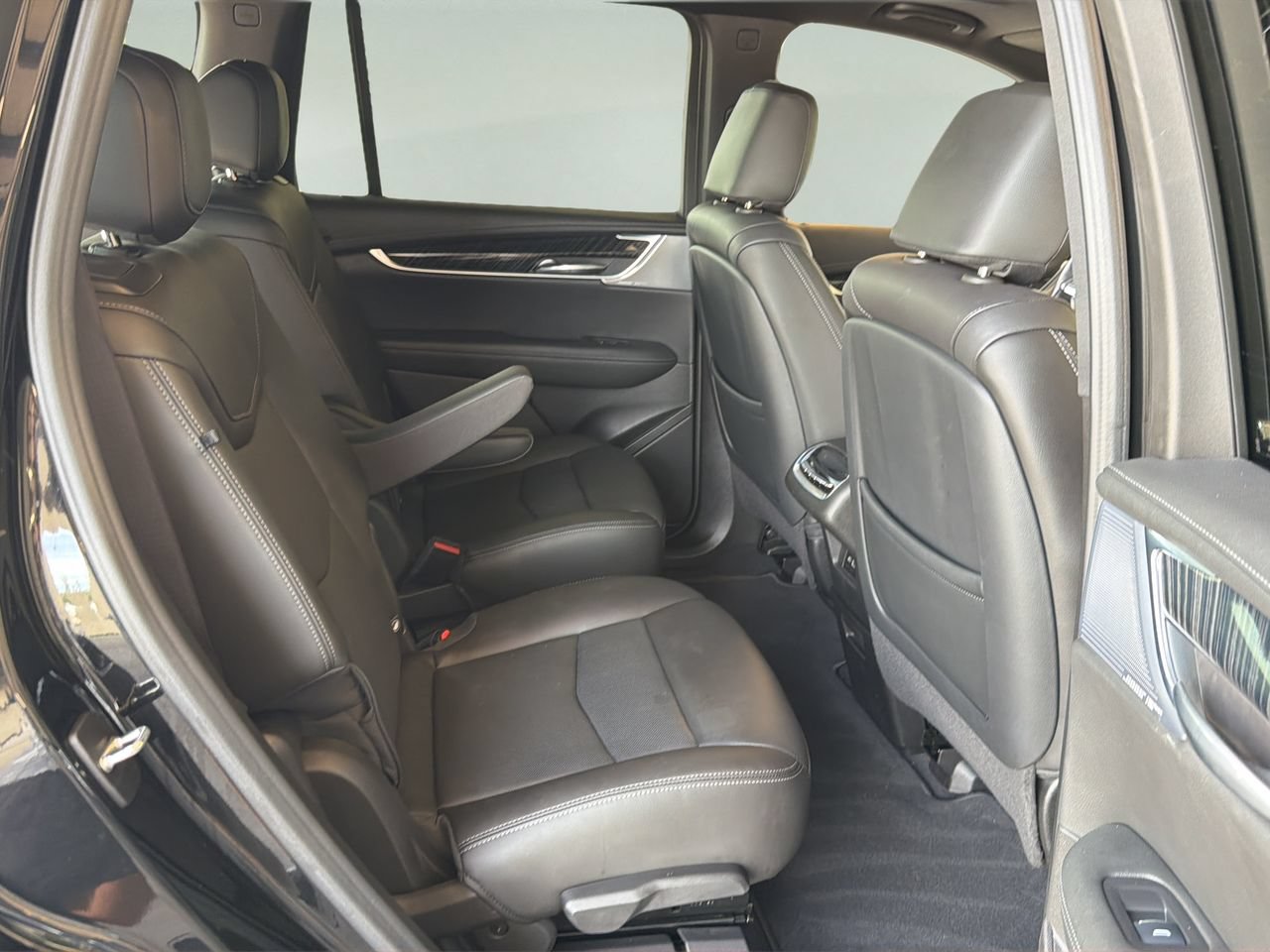 Certified 2023 Cadillac XT6 Premium Luxury FWD image 20