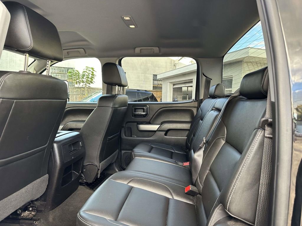 Used 2018 Chevrolet Silverado 2500 LTZ w/ Midnight Edition image 12