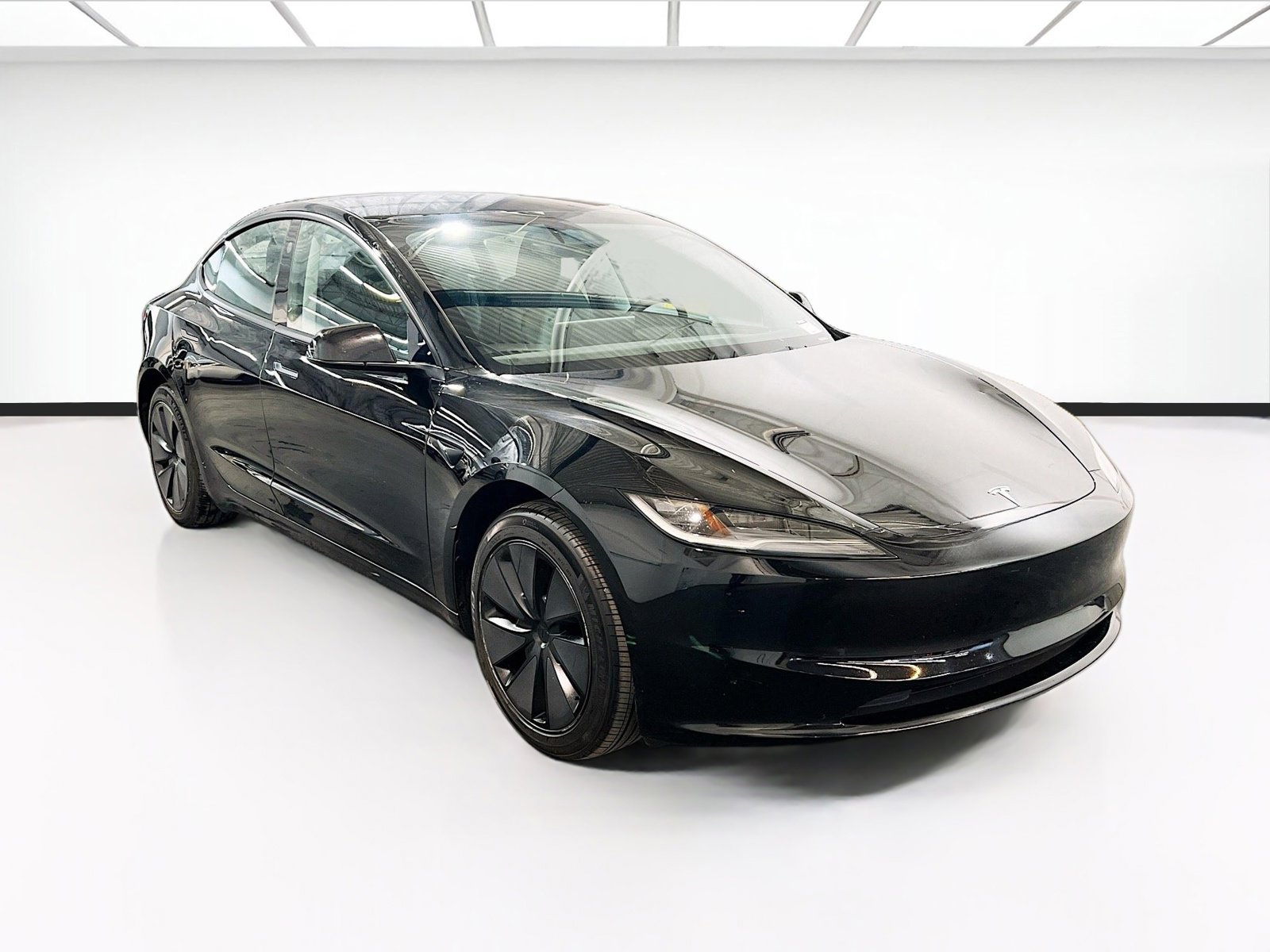 Used 2025 Tesla Model 3 Long Range image 3