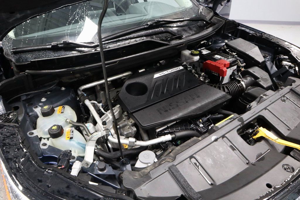 Certified 2024 Nissan Rogue SV image 17