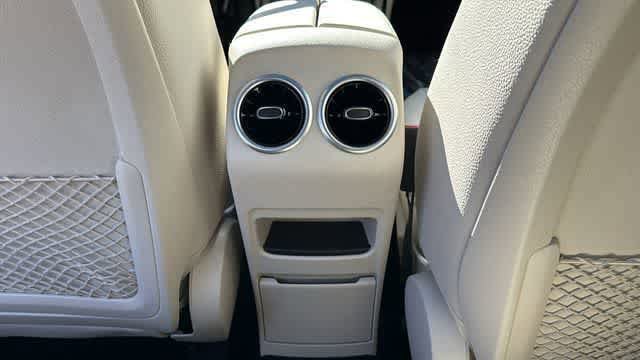 Certified 2025 Mercedes-Benz GLB 250 4MATIC image 28