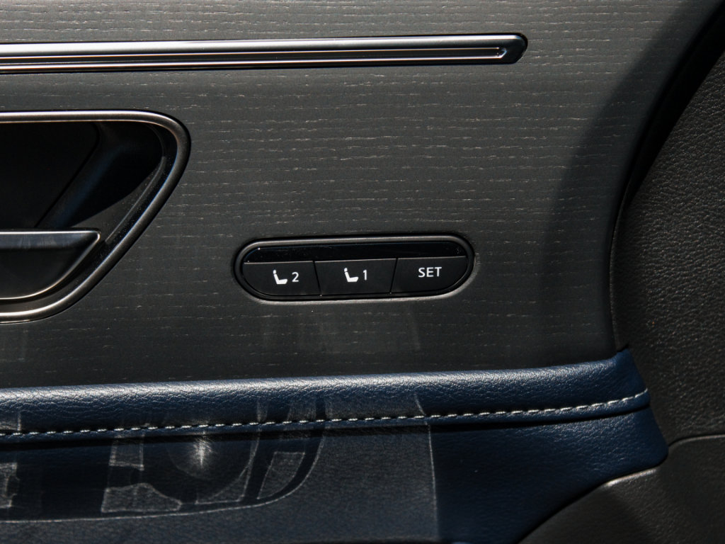 New 2027 INFINITI QX80 Sensory AWD/4WD image 9