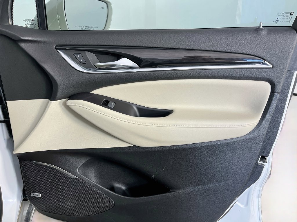 Used 2020 Buick Enclave Essence w/ Sound and Sites Package FWD image 40
