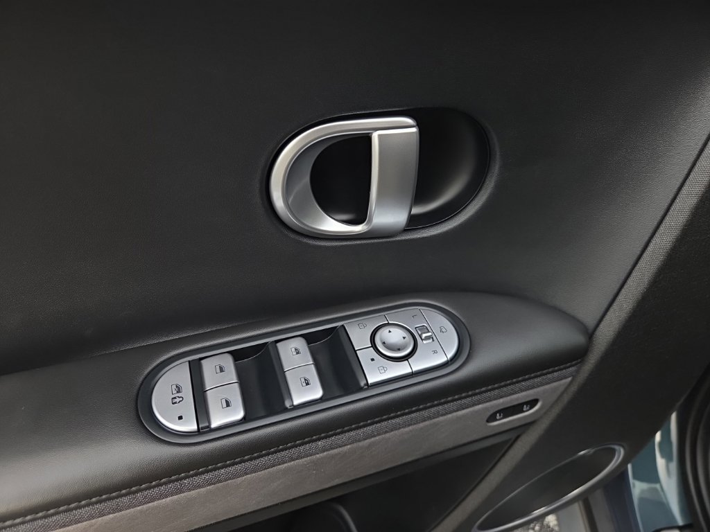 Certified 2024 Hyundai Ioniq 5 Limited AWD/4WD image 23