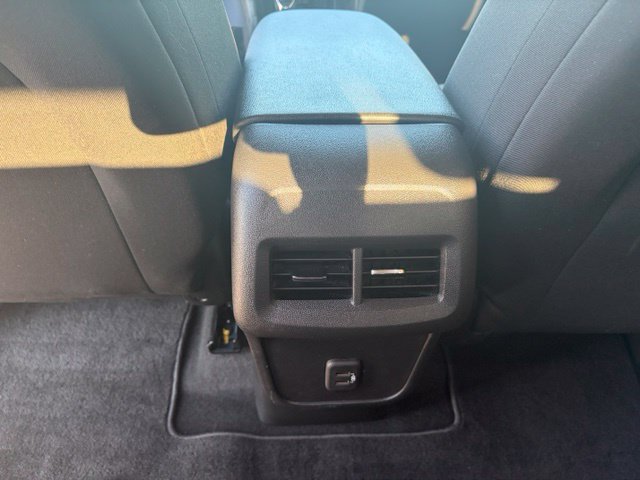 Used 2023 Chevrolet Equinox LT AWD/4WD image 12