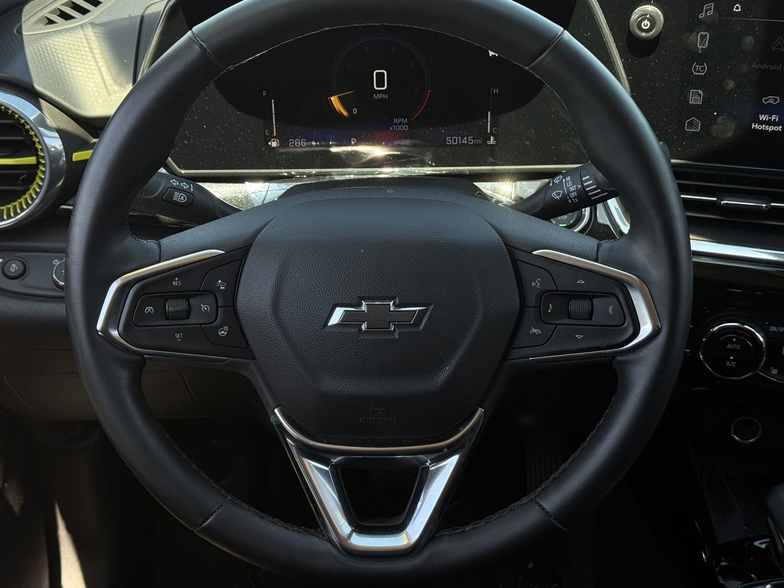 Used 2025 Chevrolet Trax ACTIV w/ Sunroof Package FWD image 14