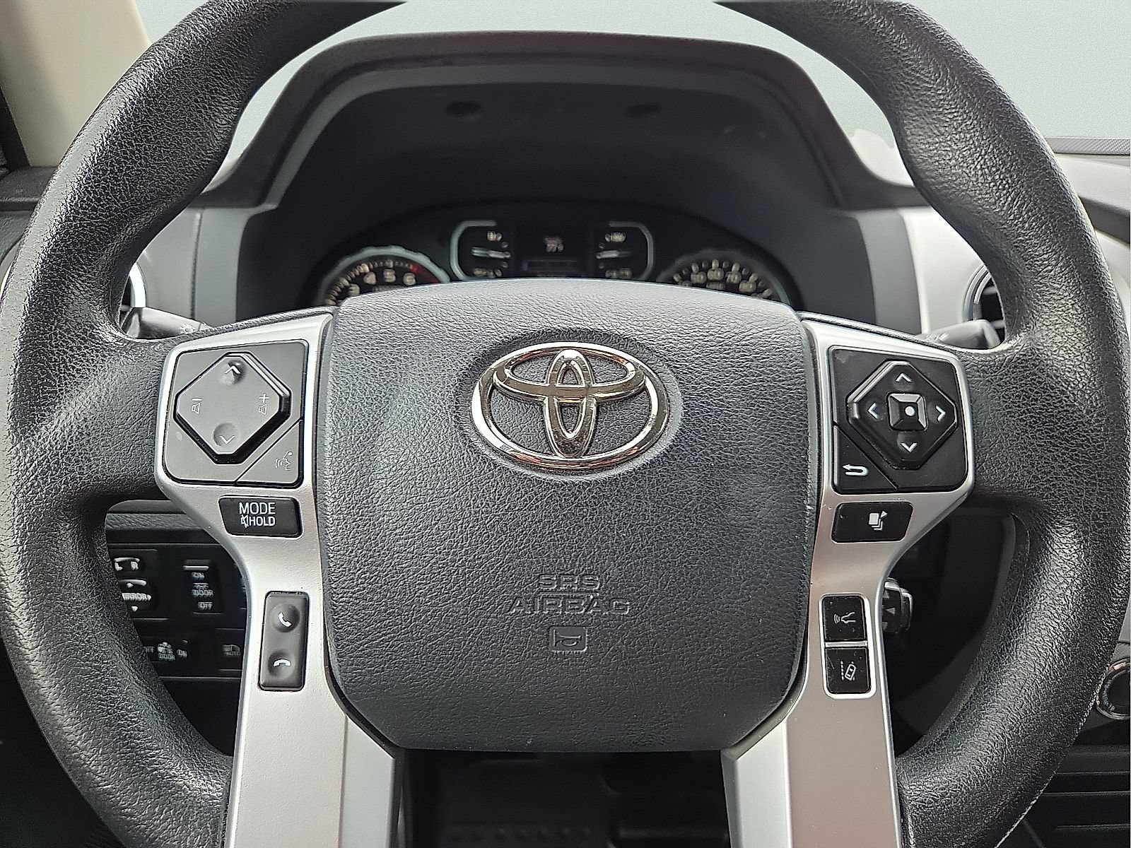 Used 2018 Toyota Tundra SR5 w/ TRD Off Road Package AWD/4WD image 24