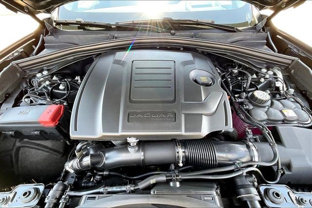 New 2026 Jaguar F-PACE R-Dynamic S image 13