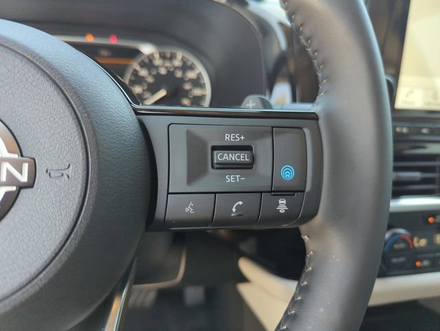 Used 2024 Nissan Pathfinder SL image 41