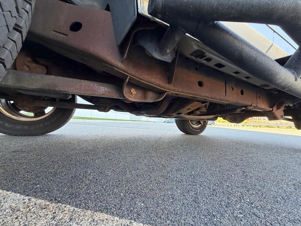 Used 2009 Jeep Wrangler X image 23